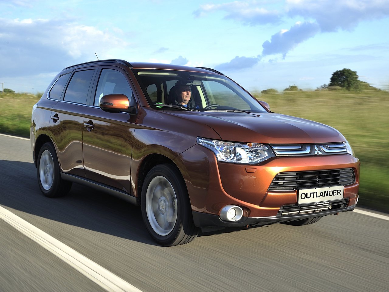 Mitsubishi Outlander 3 2014